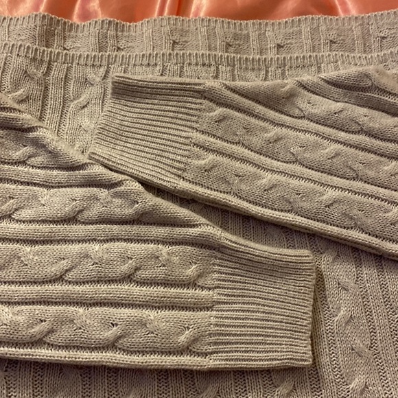 Grey Fashion Nova meet me halfway sweater - Picture 9 of 9